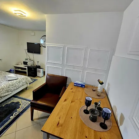 Carol Park 2 * Bukarest